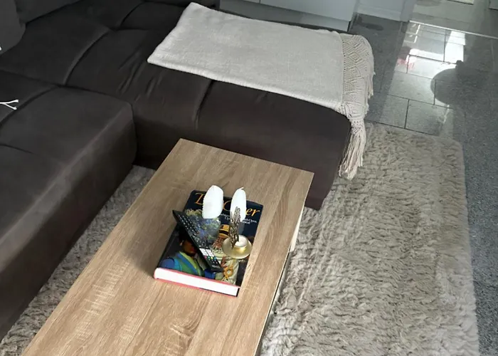 Appartementshaus Vlora 1 Einheit 2 招待所 3*